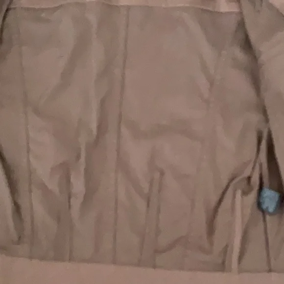 Kenneth Cole Reaction Women's Tan Jacket.  Short bomber style. - Picture 5 of 10